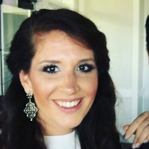 Meet your Posher, Alison